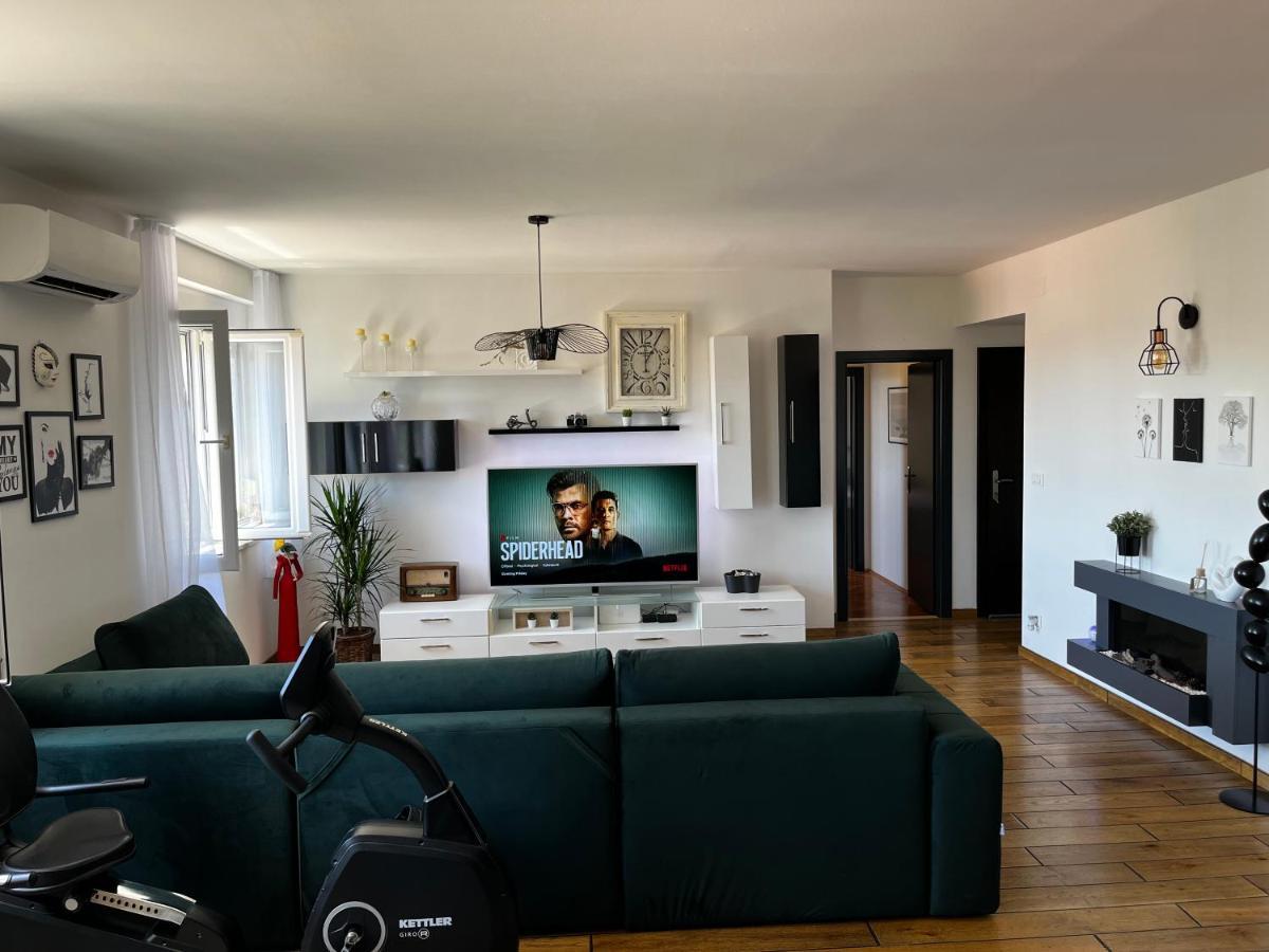 Luxury Apartment Lulu 斯普利特 外观 照片